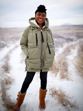 Orolay Quilted Hooded Puffer Jacket in Olive Green